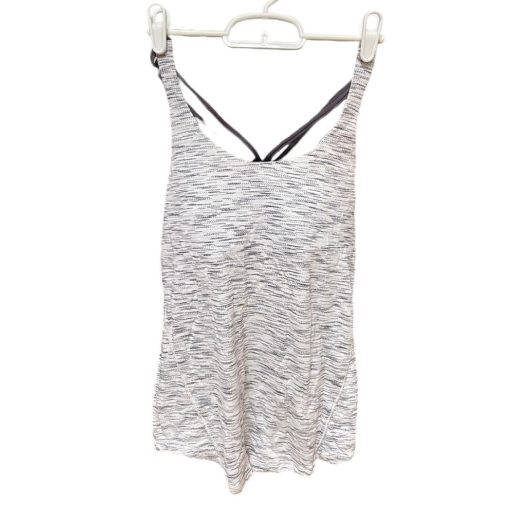 Women's Lululemon White & Black Tank with Shelf Bra